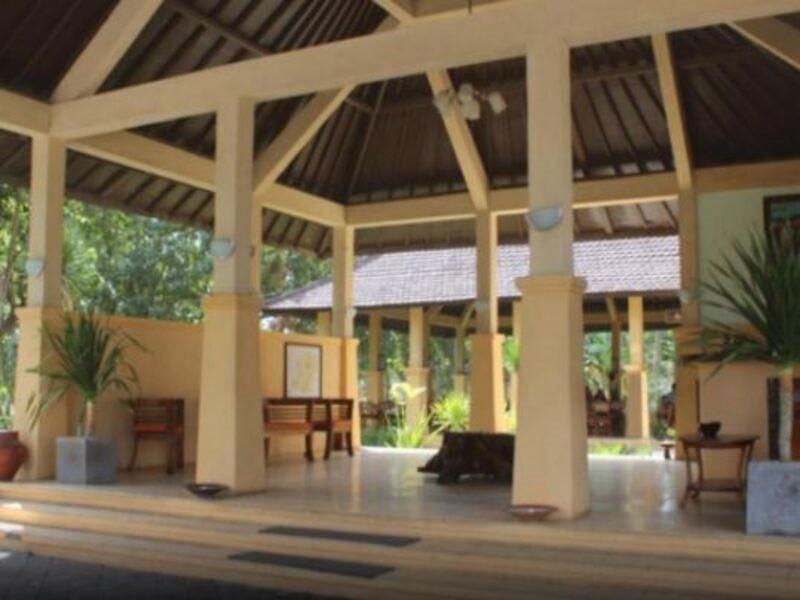 Tastura Beach Hotel Kuta  Ngoại thất bức ảnh