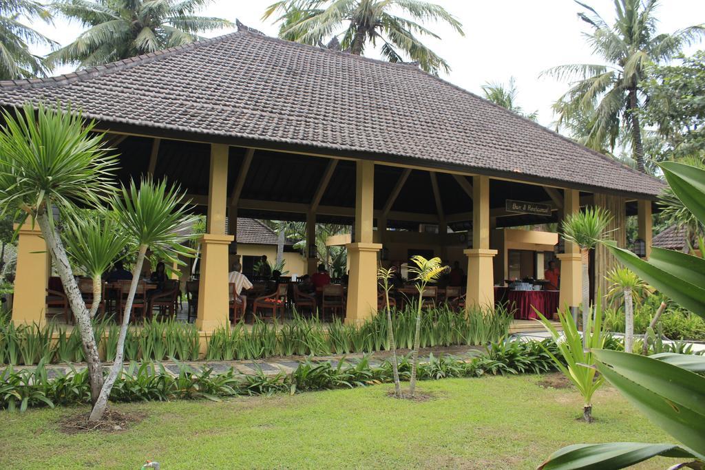 Tastura Beach Hotel Kuta  Ngoại thất bức ảnh
