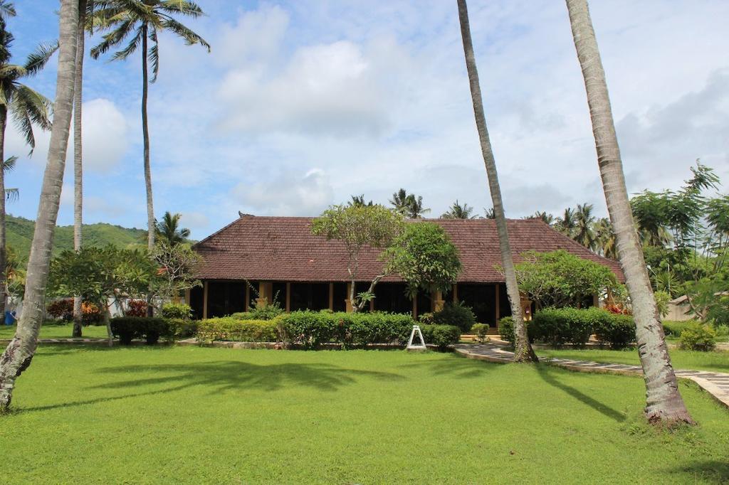 Tastura Beach Hotel Kuta  Ngoại thất bức ảnh