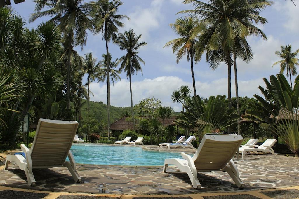 Tastura Beach Hotel Kuta  Ngoại thất bức ảnh