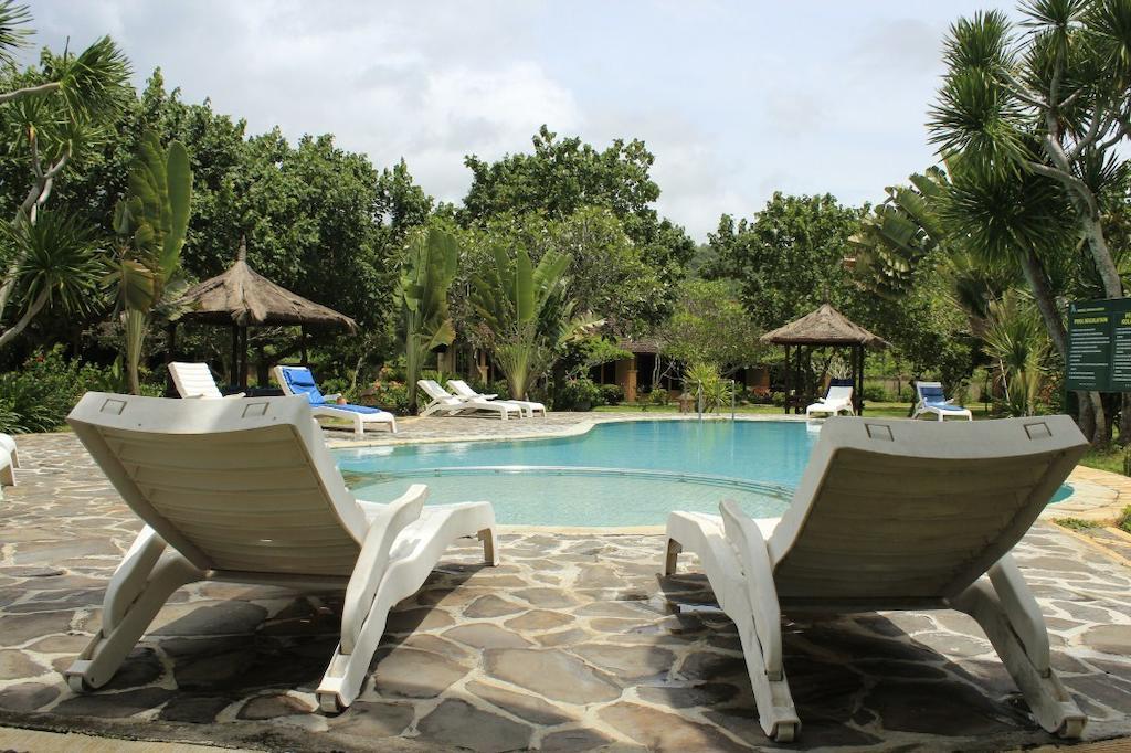 Tastura Beach Hotel Kuta  Ngoại thất bức ảnh